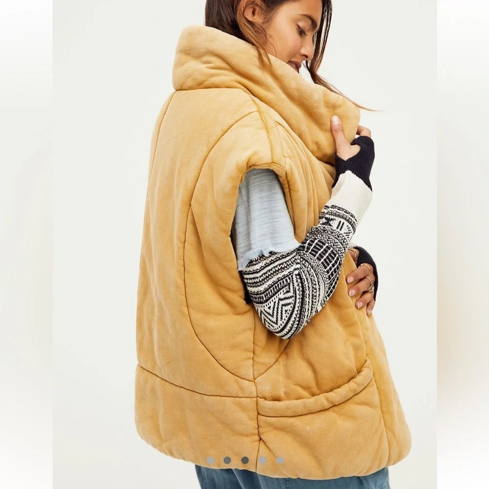 Free People Roll With Us Puffer Vest Vanilla Cream Ivory M